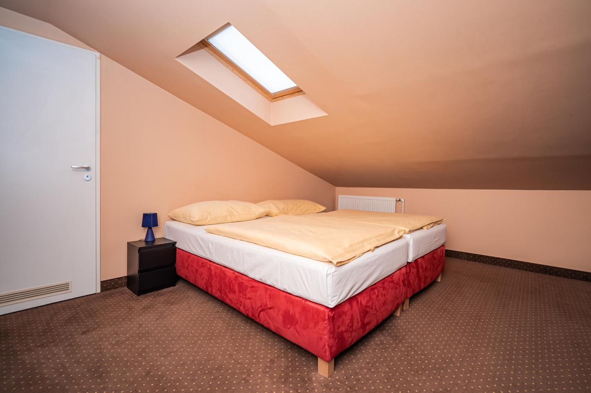 Hotel Czechia Прага Экстерьер фото