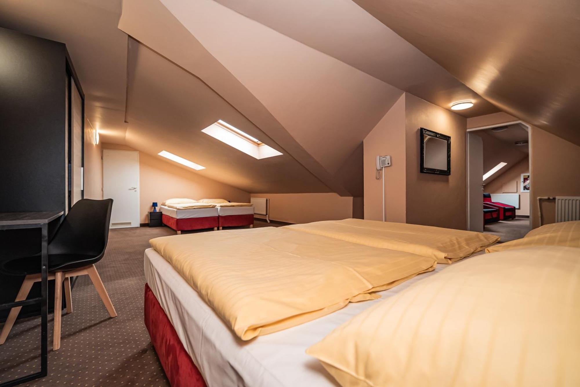 Hotel Czechia Прага Экстерьер фото